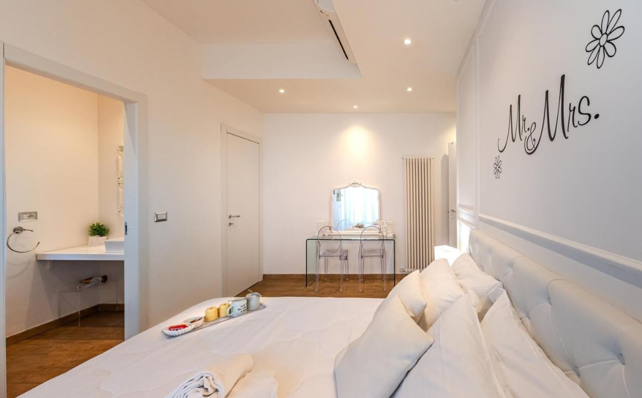 Ora Blu Guest House 圣玛格丽塔－利古雷 外观 照片